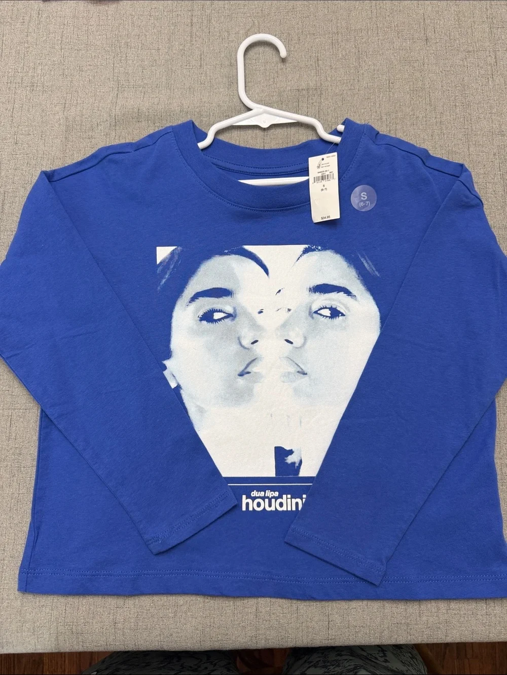 DUA LIPA GAP KIDS. Size 6-7 Long-Sleeve Tee with Mirrored Face Graphic.